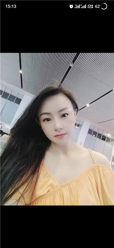 会所半套出身的jS少妇
